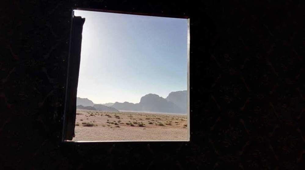 Black Irish Camp And Tours Wadi Rum Eksteriør billede